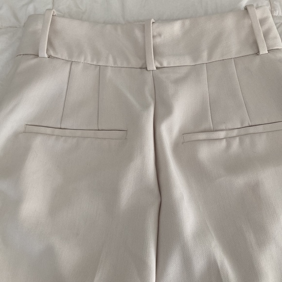 Two pairs of dress slacks. Zara. Size. XS one has tags - Picture 4 of 6
